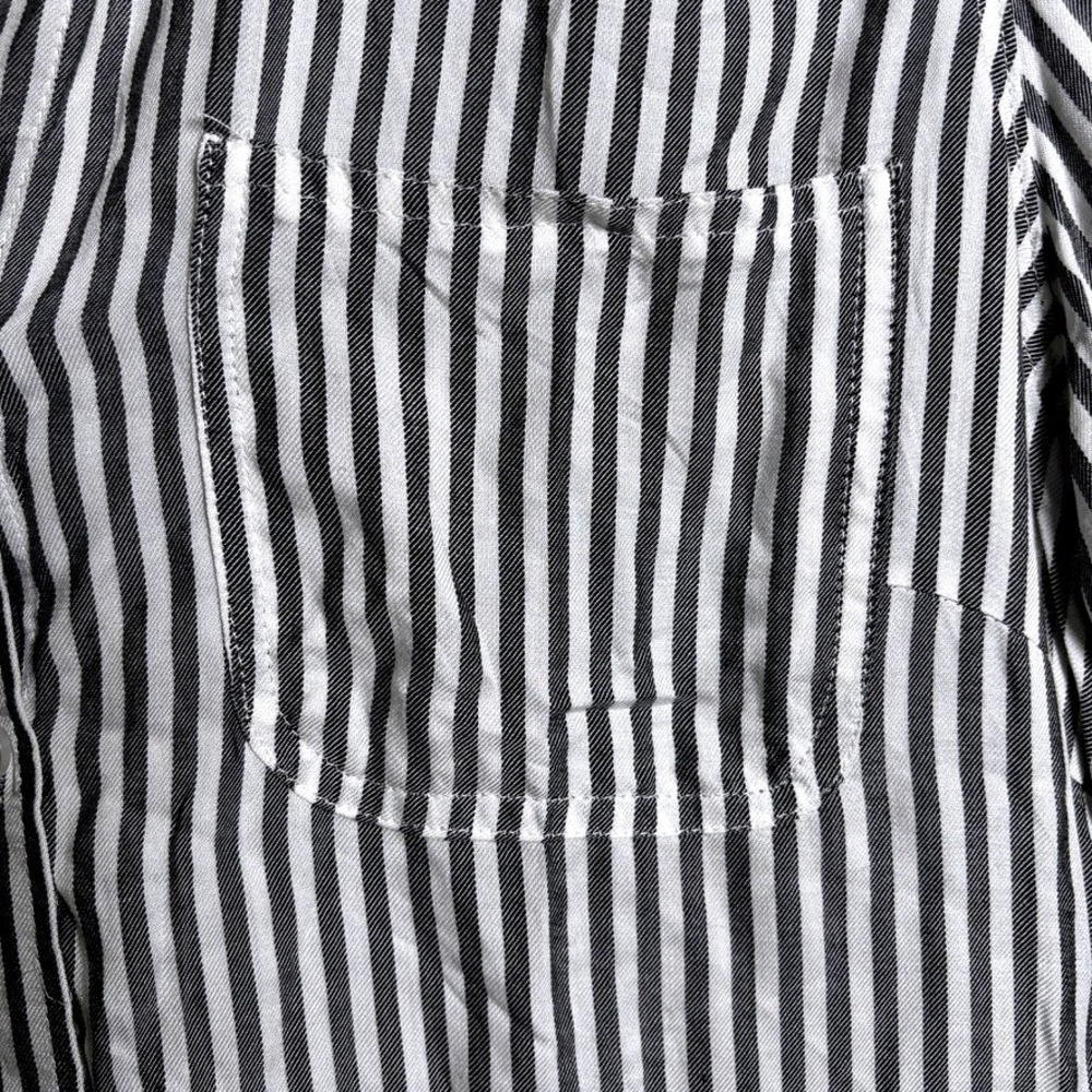 VelvetHeart 1X Stripe Button Shirt Black White 1X Classic Preppy Casual Relaxed - Picture 4 of 13